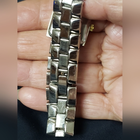 Premier Designs Women's Two-Tone Quartz Watch with White Dial and Rhinestones - Picture 8 of 11